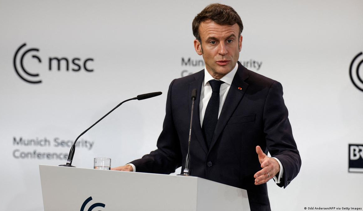 On Ukraine issue, time not come for dialogues with Russia: Macron