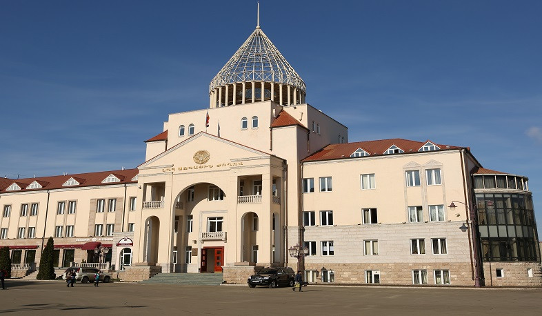 Artsaxın Parlamenti ATƏT Minsk Qrupunun həmsədr ölkələrini Azərbaycanın etnik təmizləmə siyasətinin qarşısını almağa çağırıb