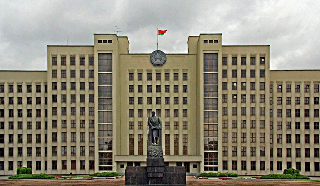 Belarusian parliament approves capital punishment for high treason for servicemen and officials