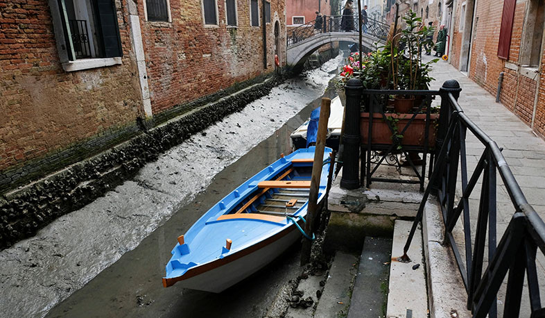 Venice canals run dry amid fears Italy faces another drought