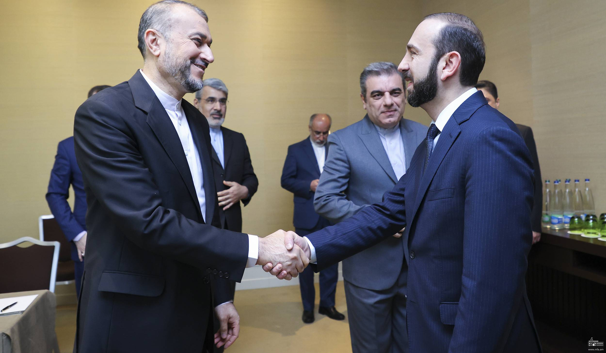 Հայաստանի և Իրանի արտգործնախարարներն արձանագրել են երկու երկրների միջև քաղաքական երկխոսության բարձր մակարդակը