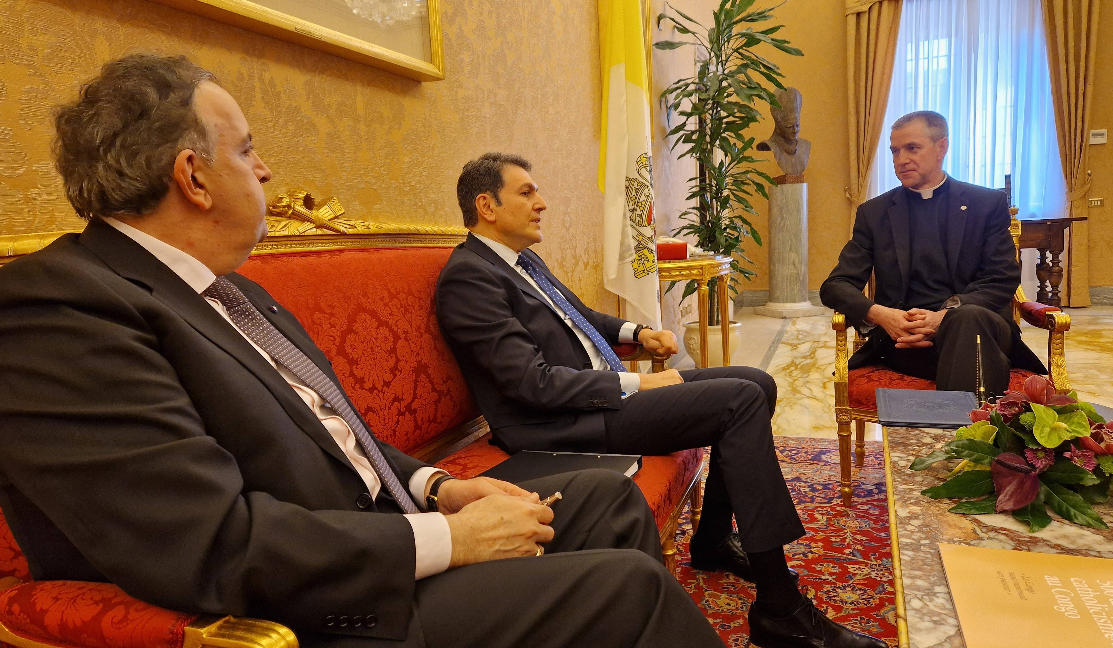 Xarici işlər nazirinin müavini Vatikanda azərbaycanlılar tərəfindən Laçin dəhlizinin bağlanamsı məsələsini təqdim etdi