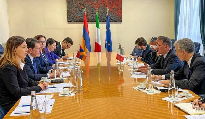 На встрече со своим итальянским коллегой заместитель МИД Республики Армения представил тяжелые гуманитарные последствия продолжающейся блокады Лачинского коридора