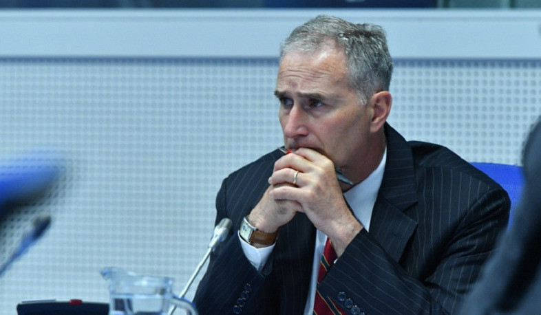 Старший советник по переговорам на Кавказе Льюис Боно на следующей неделе отправится в регион в свою первую поездку в этой должности