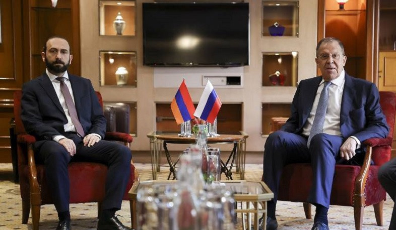 Foreign Ministers of Armenia and Russia emphasized need to fulfill agreements reached and unblock Lachin Corridor