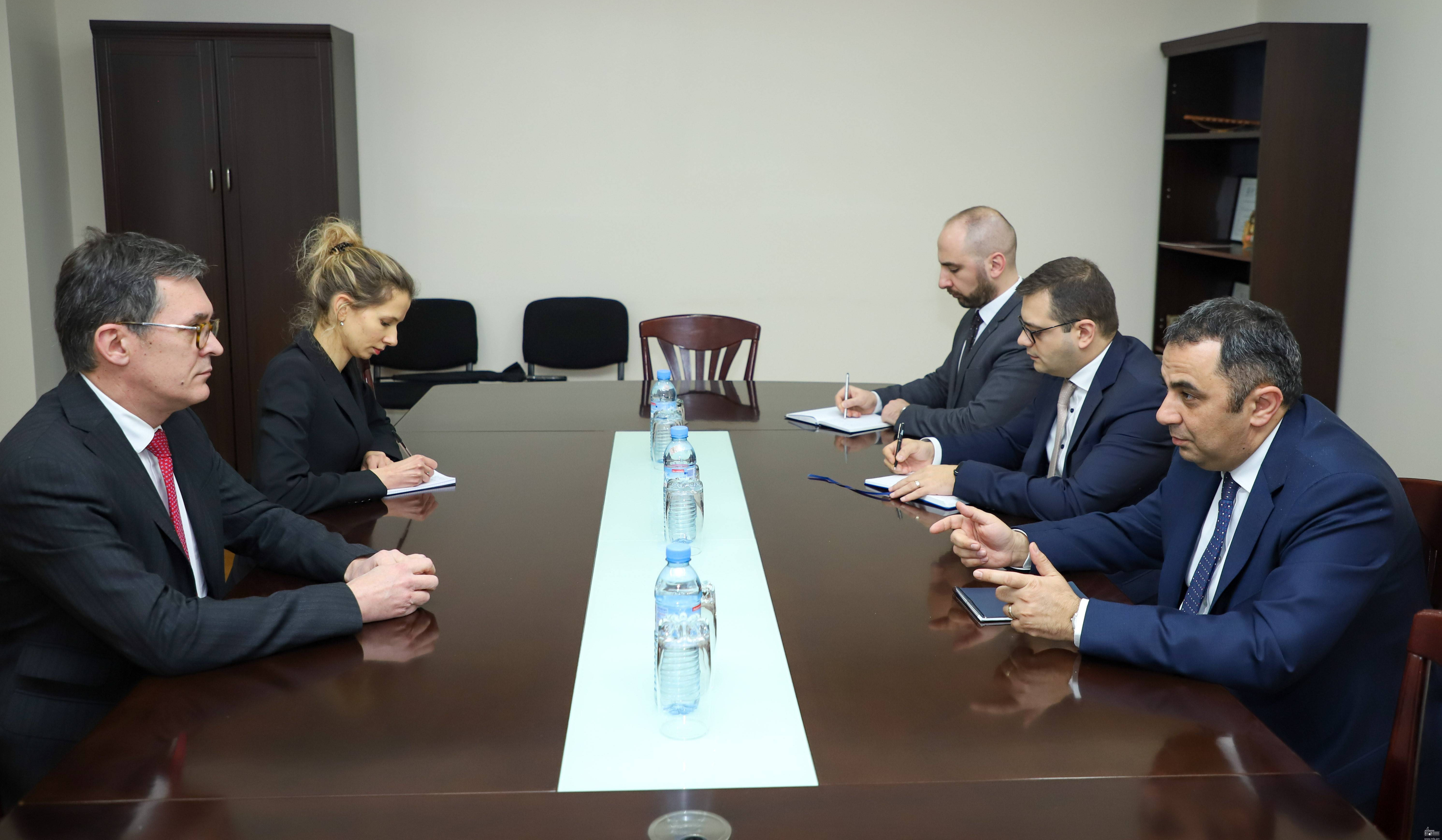 Ваге Геворкян представил сопредседателю МГ ОБСЕ Франции подробности диверсионного нападения, совершенного Азербайджаном в Нагорном Карабахе