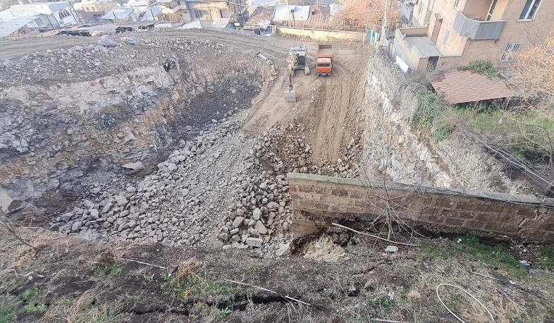 Մասնակի փլուզում Երևանի Վերին Անտառային փողոցում