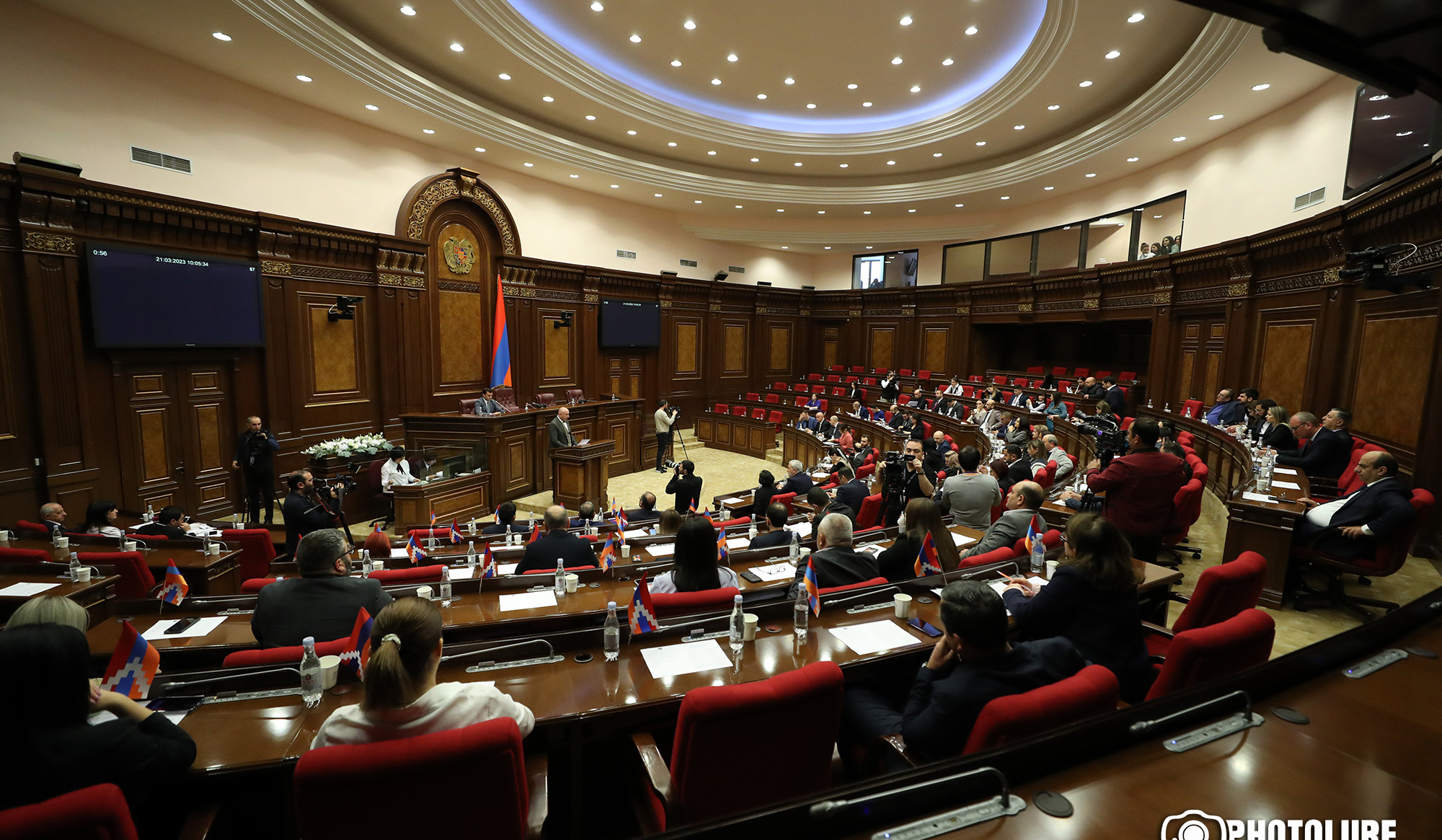 Проект заявления оппозиции по вопросу закрытия Лачинского коридора не включен в повестку дня пятой сессии НС восьмого созыва