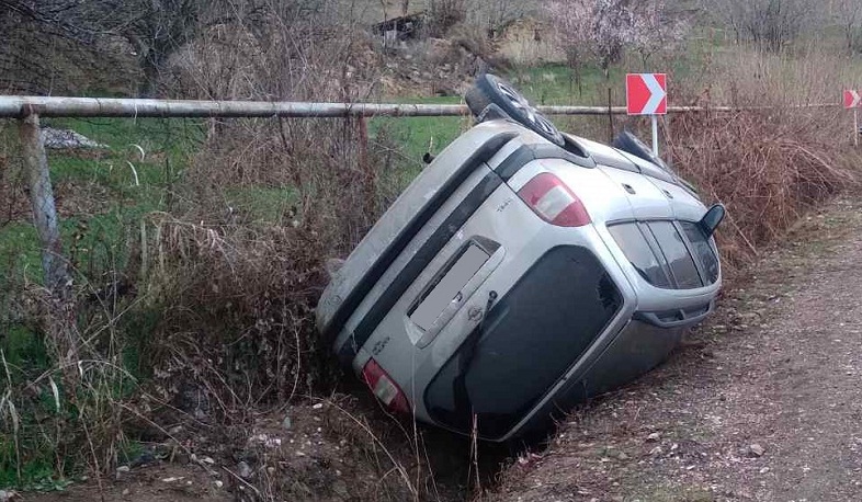 Kecelakaan lalu lintas di jalan raya Yerevan-Meghri