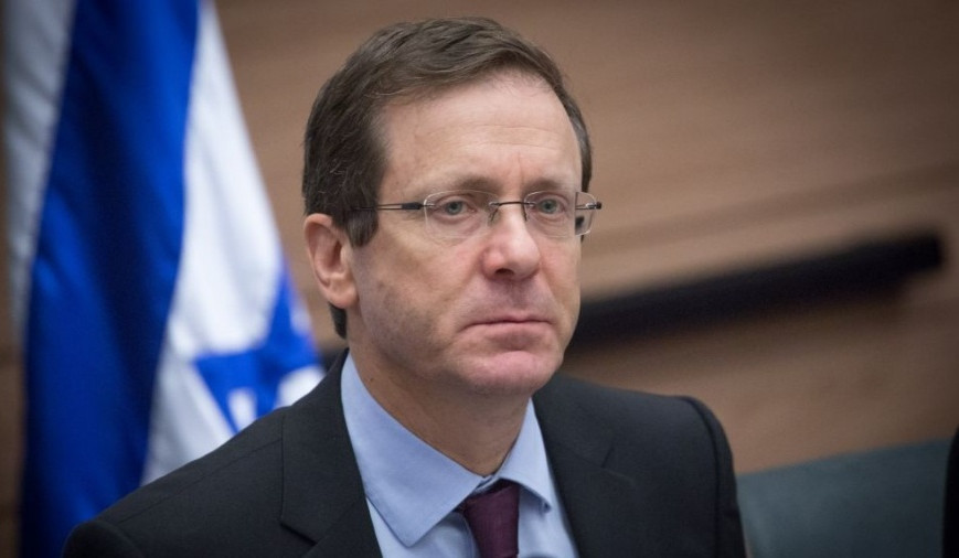 Президент Израиля обсудил судебную реформу с парламентскими партиями