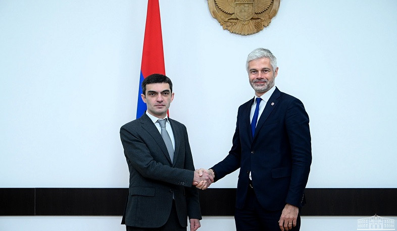 Министр ИД Арцаха принял председателя регионального совета Овернь-Рона-Альпы: стороны обсудили ситуацию в Нагорном Карабахе