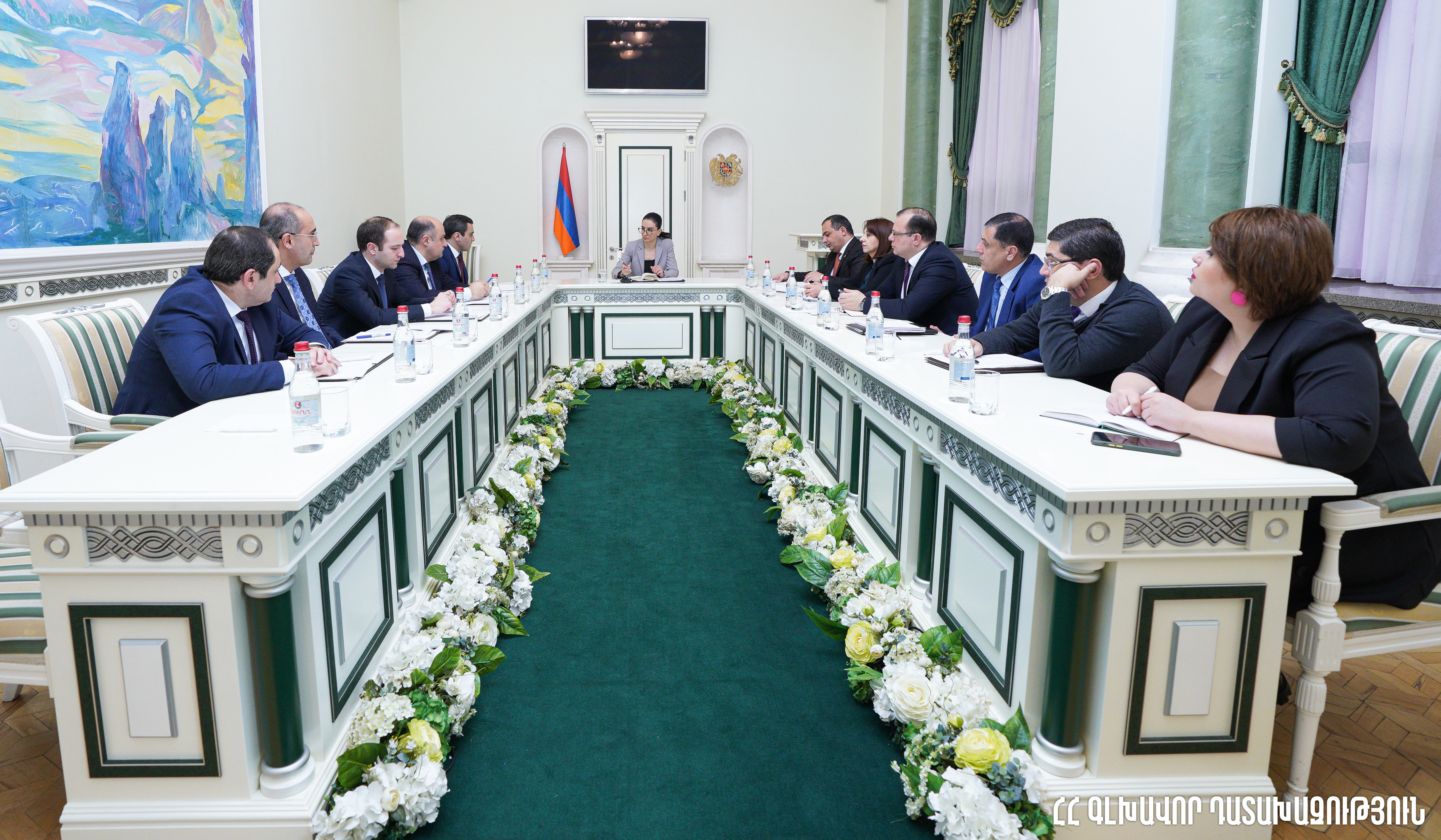 Դատախազությունում քննարկվել է 8 ամսից ավելի քննվող քրեական վարույթների լուծման ընթացքը