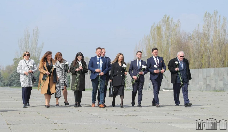 We condemn what happened to Armenian people: friendly group of Polish Parliament visited Tsitsernakaberd Memorial