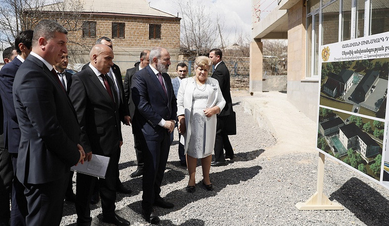 Prime Minister toured communities of Aragatsotn Province and familiarized himself with course of state programs