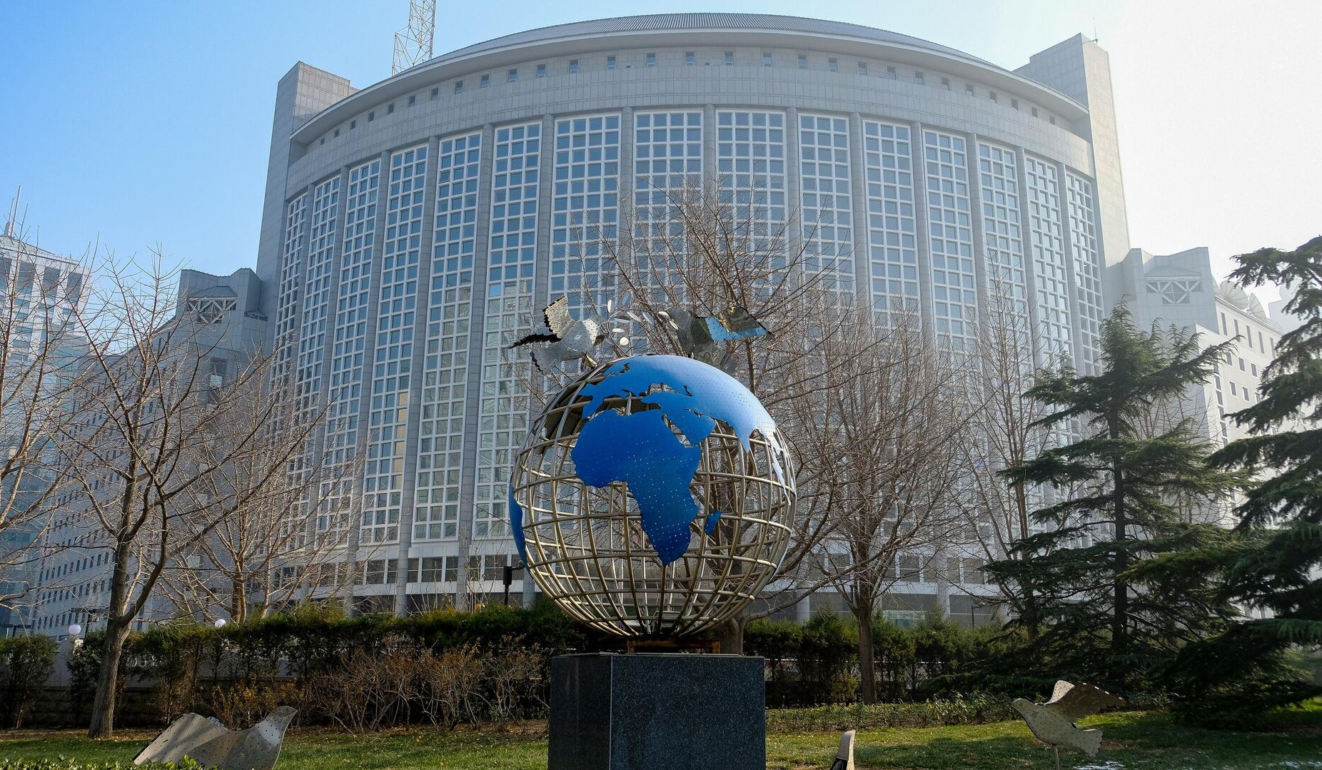 China ready for dialog with EU on Ukraine: Mao Ning