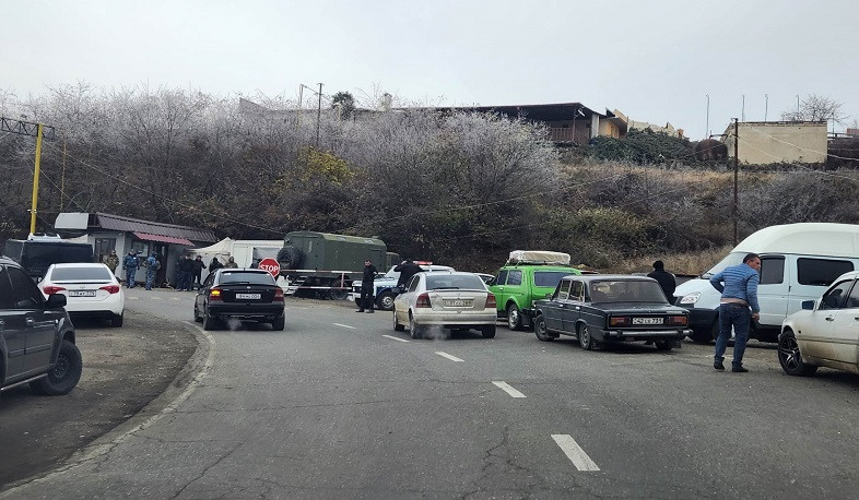 Азербайджанцы остановили автомобиль, направлявшийся из Гориса в Степанакерт. Самочувствие четырех женщин-пассажиров ухудшилось: МВД Арцаха