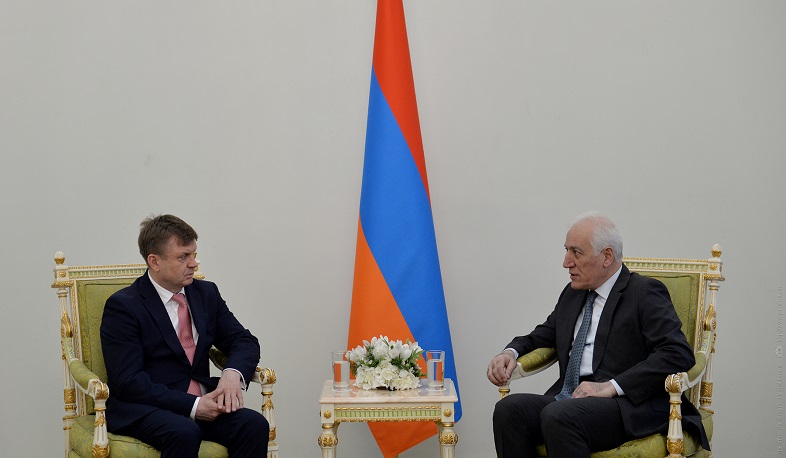 Վահագն Խաչատուրյանը Մոլդովայի դեսպանին մանրամասներ է հայտնել տարածաշրջանային զարգացումների վերաբերյալ