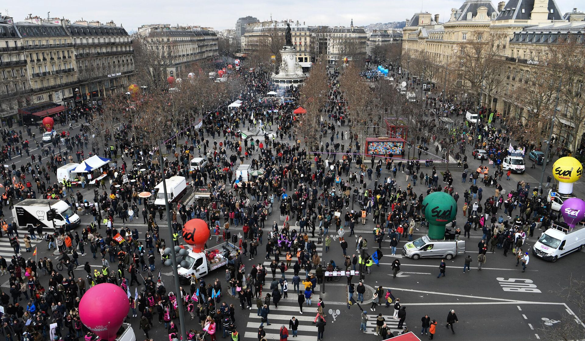 Ֆրանսիայում սկսվել է համազգային բողոքի 12-րդ ակցիան կենսաթոշակային բարեփոխման դեմ