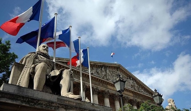 French Constitutional Council approved raising of retirement age