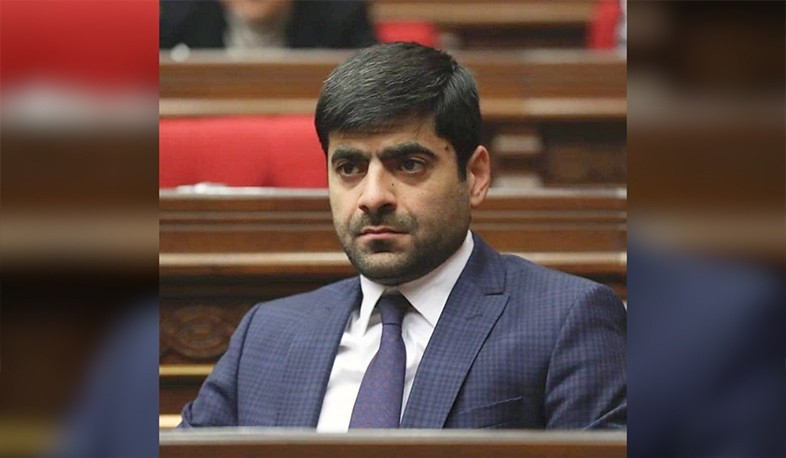 Մհեր Սահակյանին մեղադրանք է առաջադրվել, խափանման միջոց է ընտրվել երկրից բացակայելու արգելքը