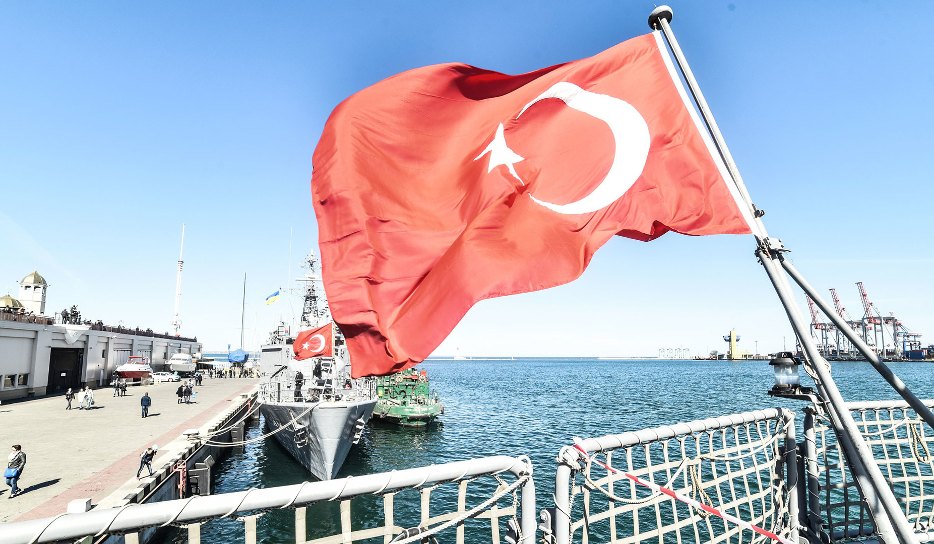 Турция начинает добычу газа на месторождении Сакарья в Черном море