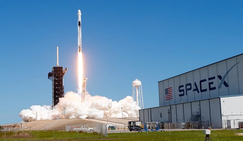 Իլոն Մասկի SpaceX-ի արձակած՝ պատմության մեջ ամենամեծ հրթիռն ու տիեզերանավը պայթել են մեկնարկից մի քանի րոպե անց