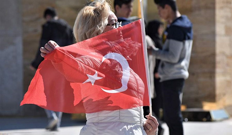 Граждане Турции за рубежом начали голосовать
