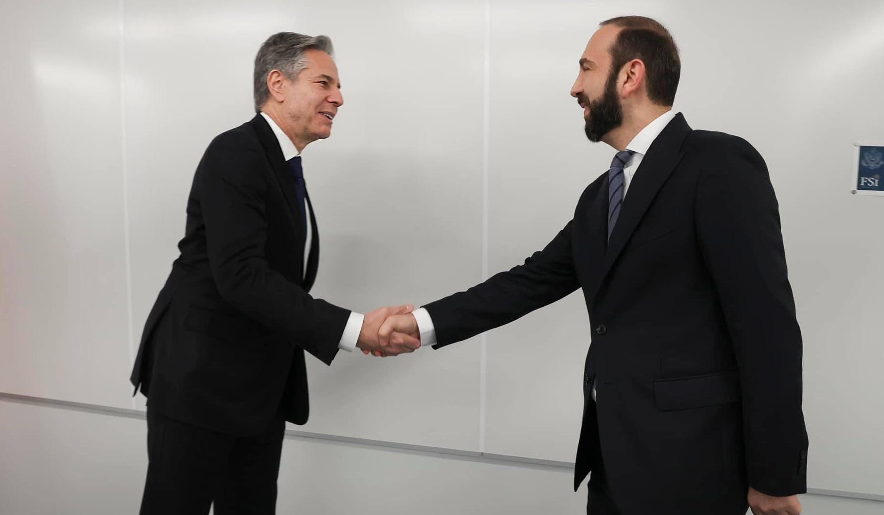 Арарат Мирзоян и Блинкен обсудили процесс нормализации отношений между Арменией и Азербайджаном