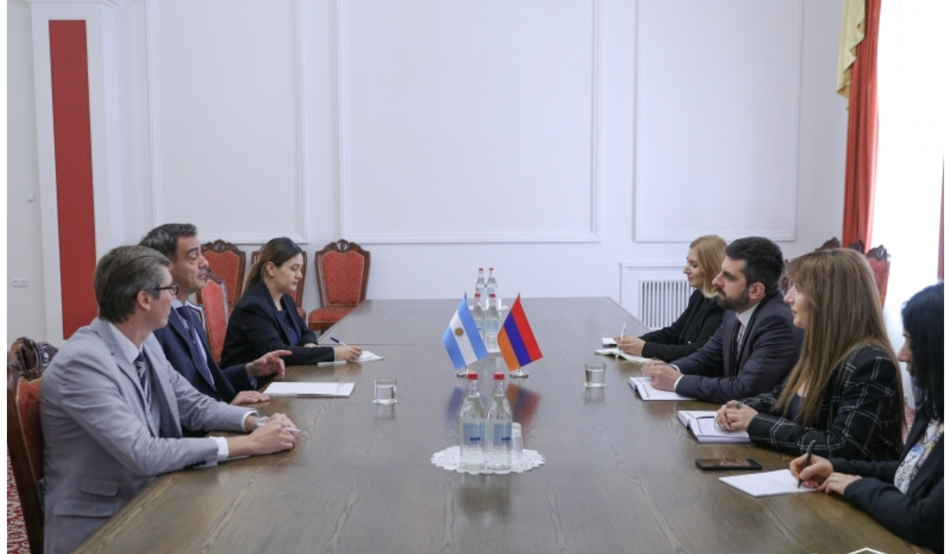 Senatın Argentina-Ermənistan dostluq qrupu Ermənistana gələcək