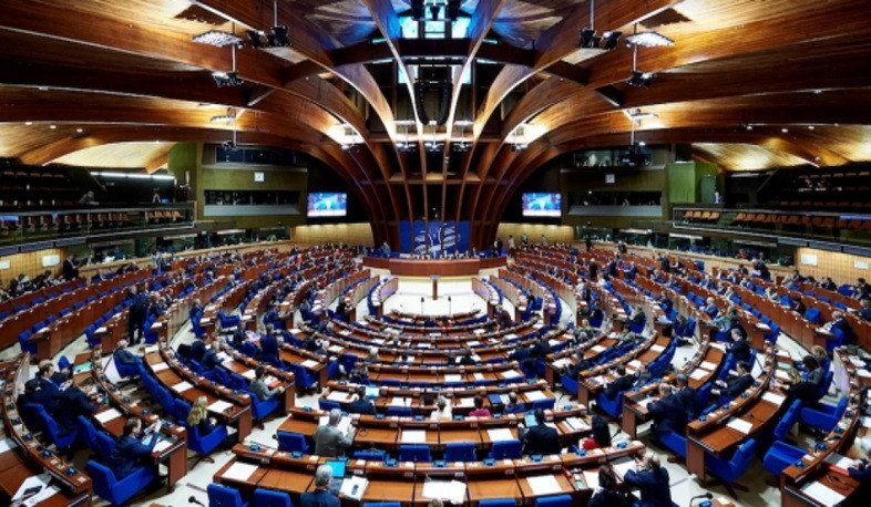 Подписанное 40 парламентариями заявление ПАСЕ, призывает Азербайджан немедленно прекратить блокаду Лачинского коридора