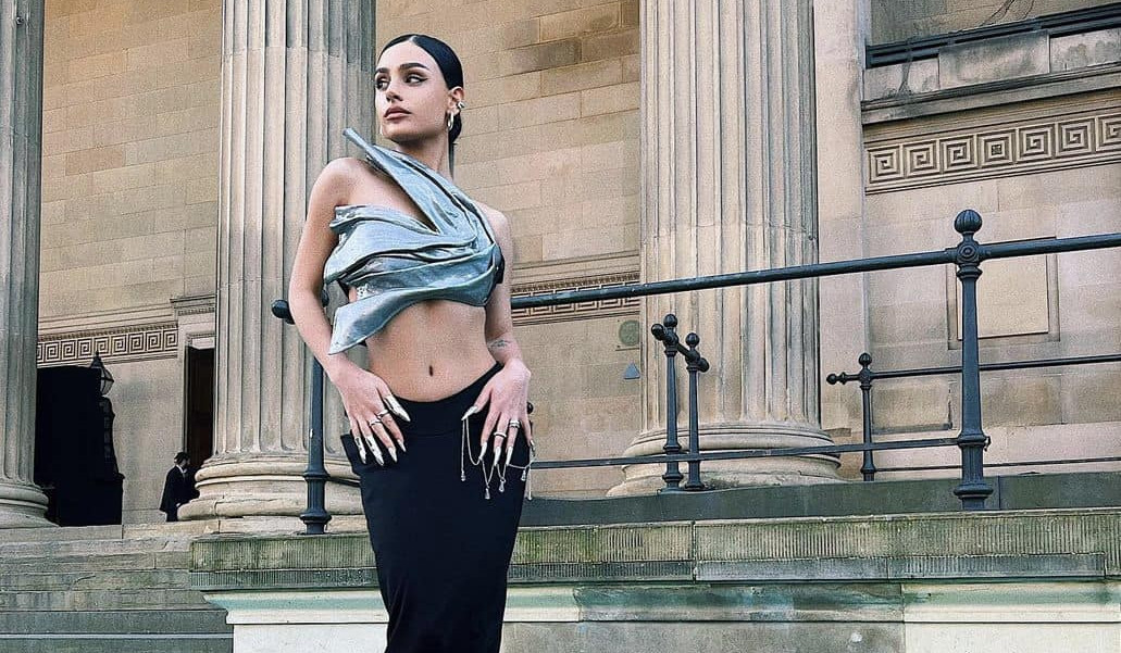 Բրյունետը փայլեց «Եվրատեսիլի» փիրուզագույն գորգին