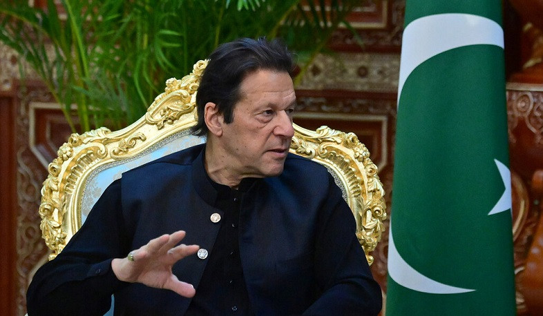 Массовые митинги начались в Пакистане после ареста экс-премьера Имрана Хана