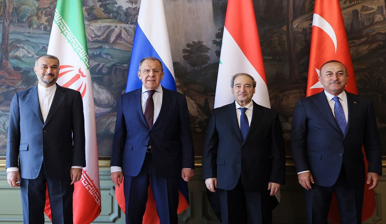 Встреча глав МИД РФ, Турции, Сирии и Ирана в Москве завершена