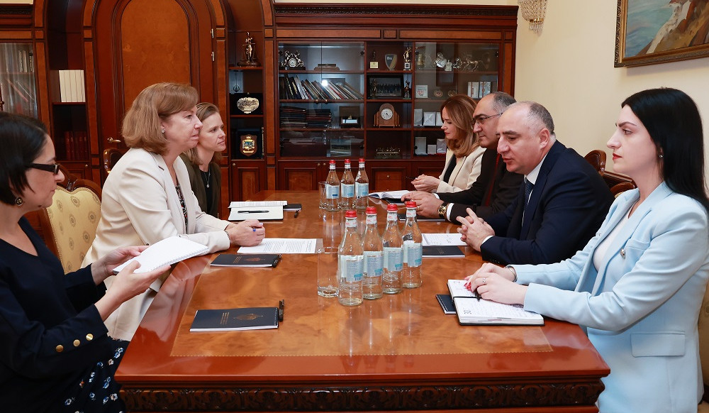 Հակակոռուպցիոն կոմիտեի նախագահը հանդիպել է ՀՀ-ում ԱՄՆ արտակարգ և լիազոր դեսպանի հետ