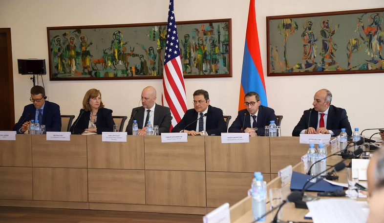 Ժողովրդավարական բարեփոխումների իրականացման հարցում առանցքային է ԱՄՆ հետ սերտ համագործակցությունը. Պարույր Հովհաննիսյան