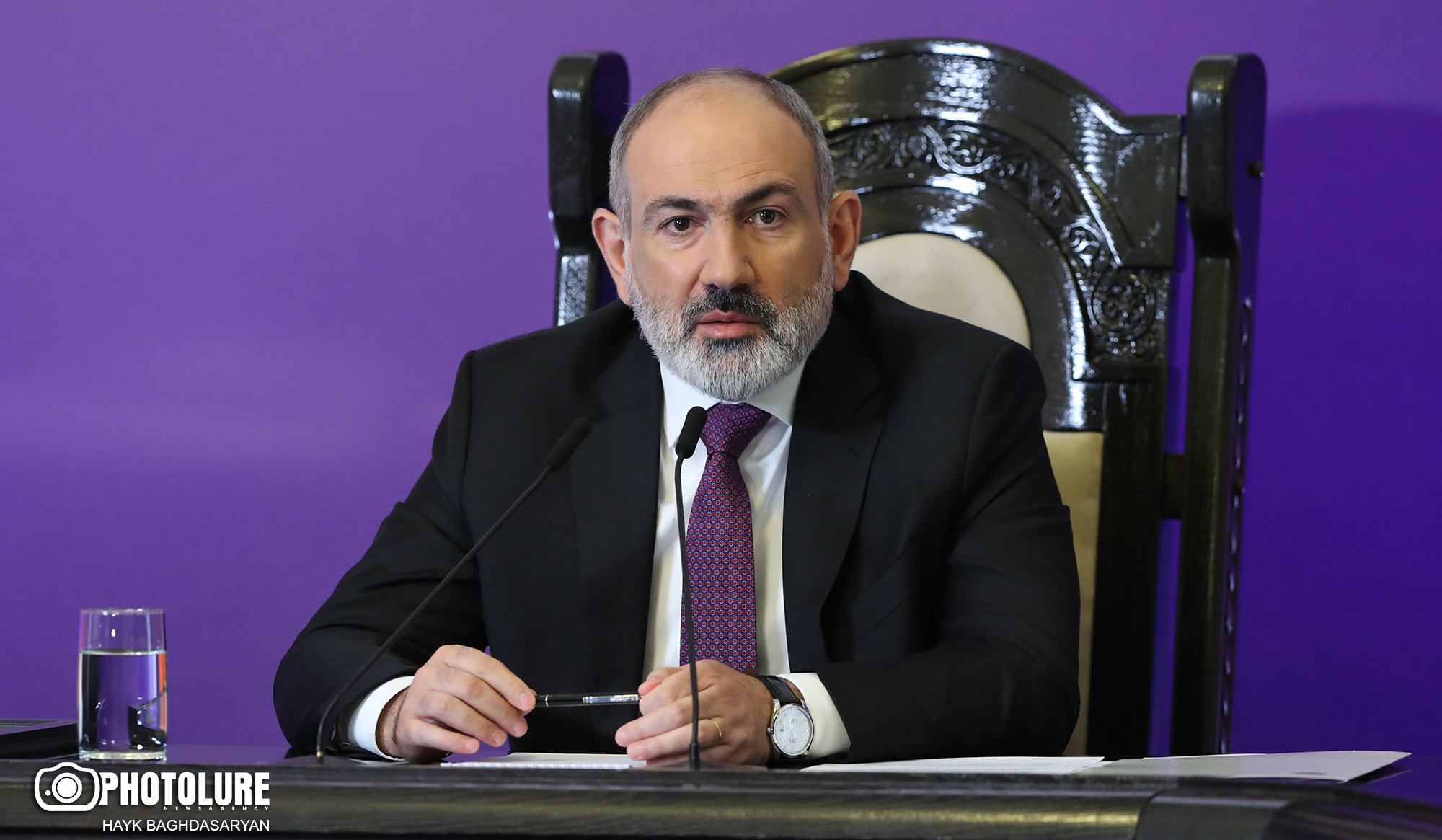 Չեմ հակադարձի վիրավորանքներով, որովհետև քաղաքական մրցակիցներին վիրավորելը ճիշտ ժանր չէ. Փաշինյանը՝ Եկեղեցու հայտարարության մասին