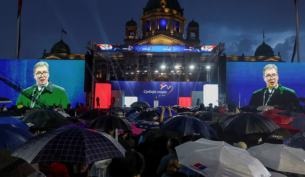 Президент Сербии созвал общенациональный митинг в связи с обострением ситуации на севере Косово