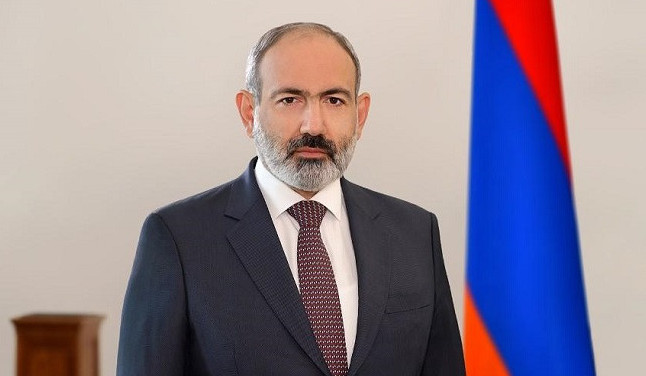 Nikol Pashinyan arrives in Moldova on working visit