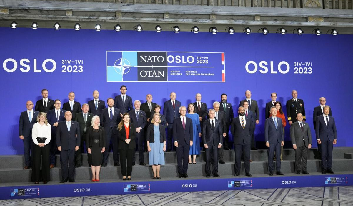 Москва не имеет права накладывать вето на расширение НАТО: Столтенберг