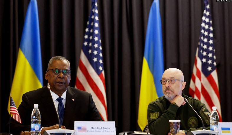 Министры обороны США и Украины провели встречу на конференции по безопасности в Сингапуре