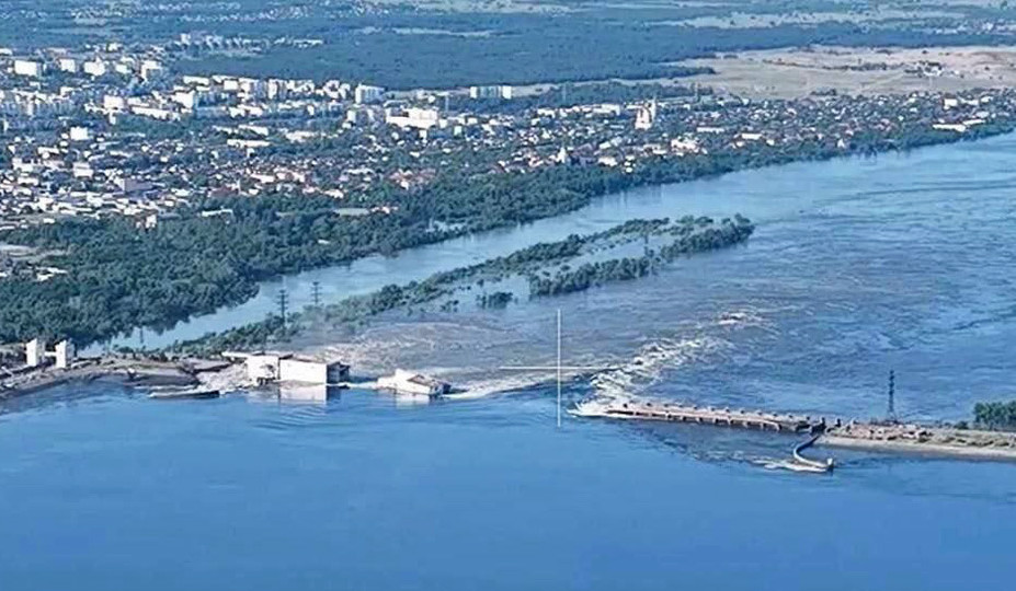 Hydroelectric dam in Kherson partially destroyed, Russia and Ukraine blame each other