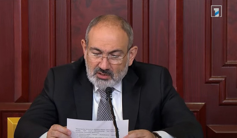 Prime Minister Pashinyan presented details of process of signing the trilateral statement