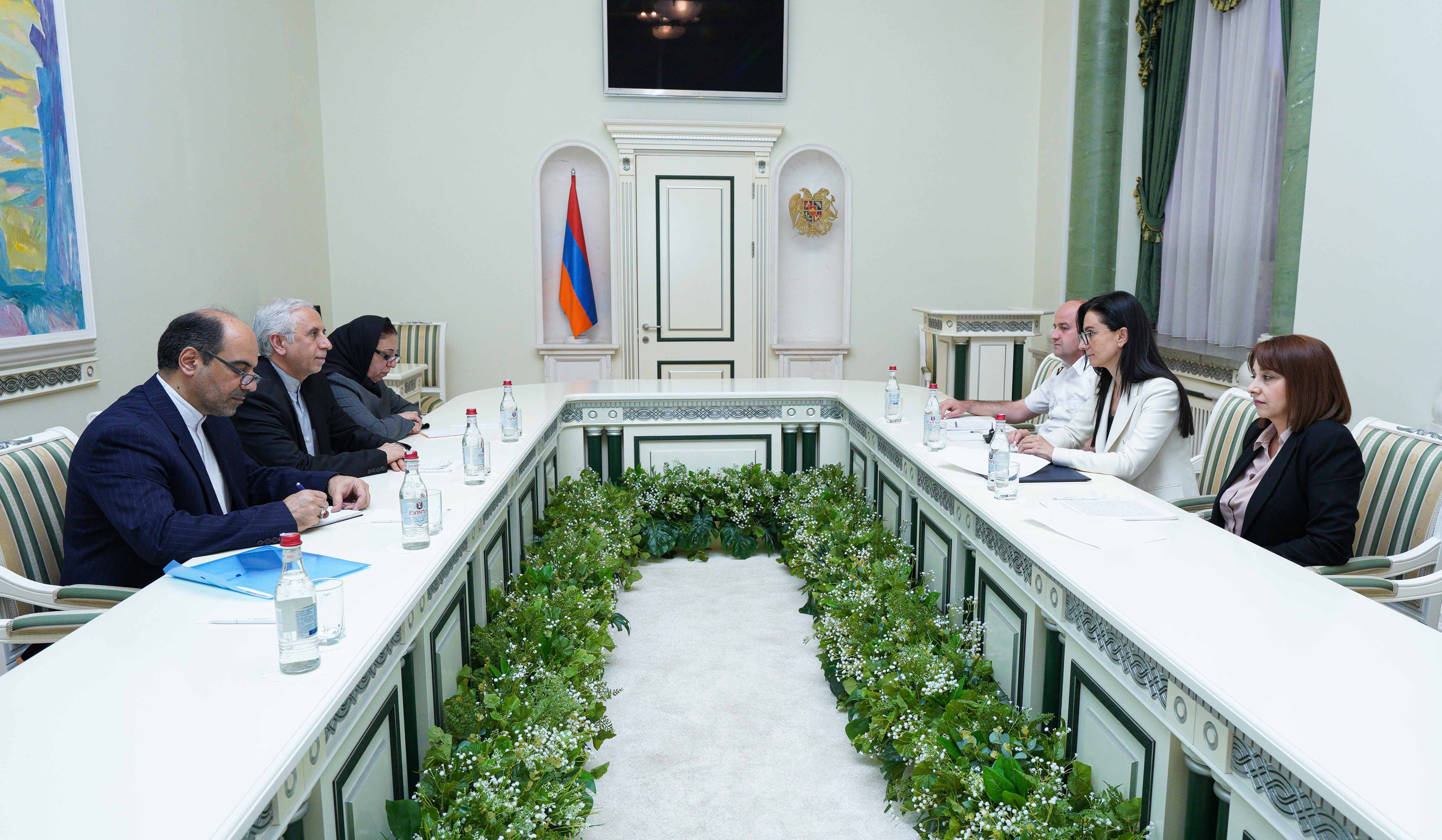 Գլխավոր դատախազն ընդունել է ՀՀ-ում դիվանագիտական առաքելությունն ավարտող Իրանի դեսպանին