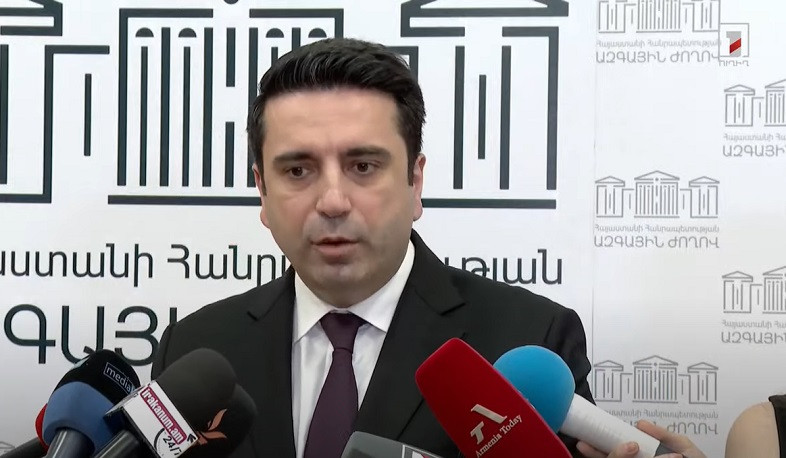 На закрытой встрече Алиев принял и принимает территориальную целостность РА: Председатель Национального собрания