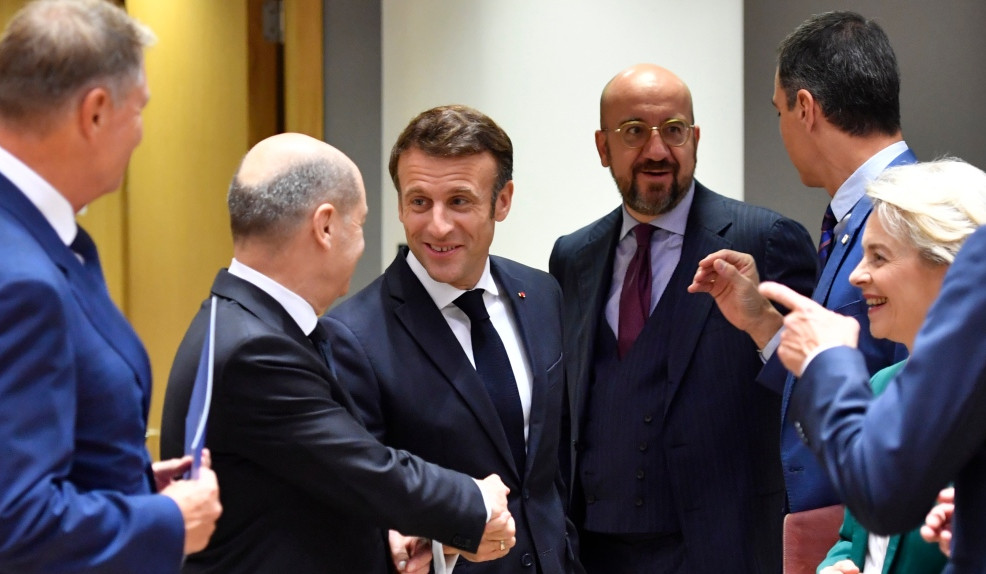 EU leaders back security commitments for Ukraine