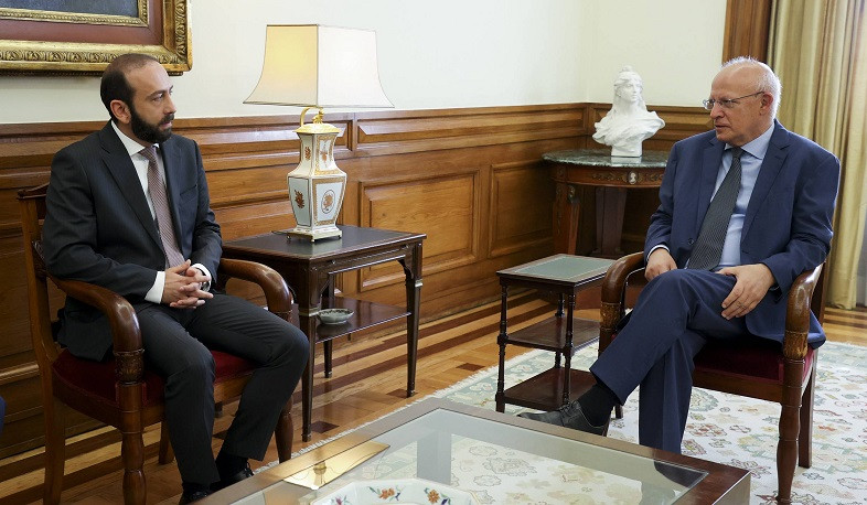 Meeting of Minister of Foreign Affairs of Armenia with President of Assembly of Portuguese Republic