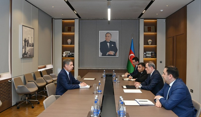 Байрамов принял новоназначенного посла России в Азербайджане Михаила Евдокимова