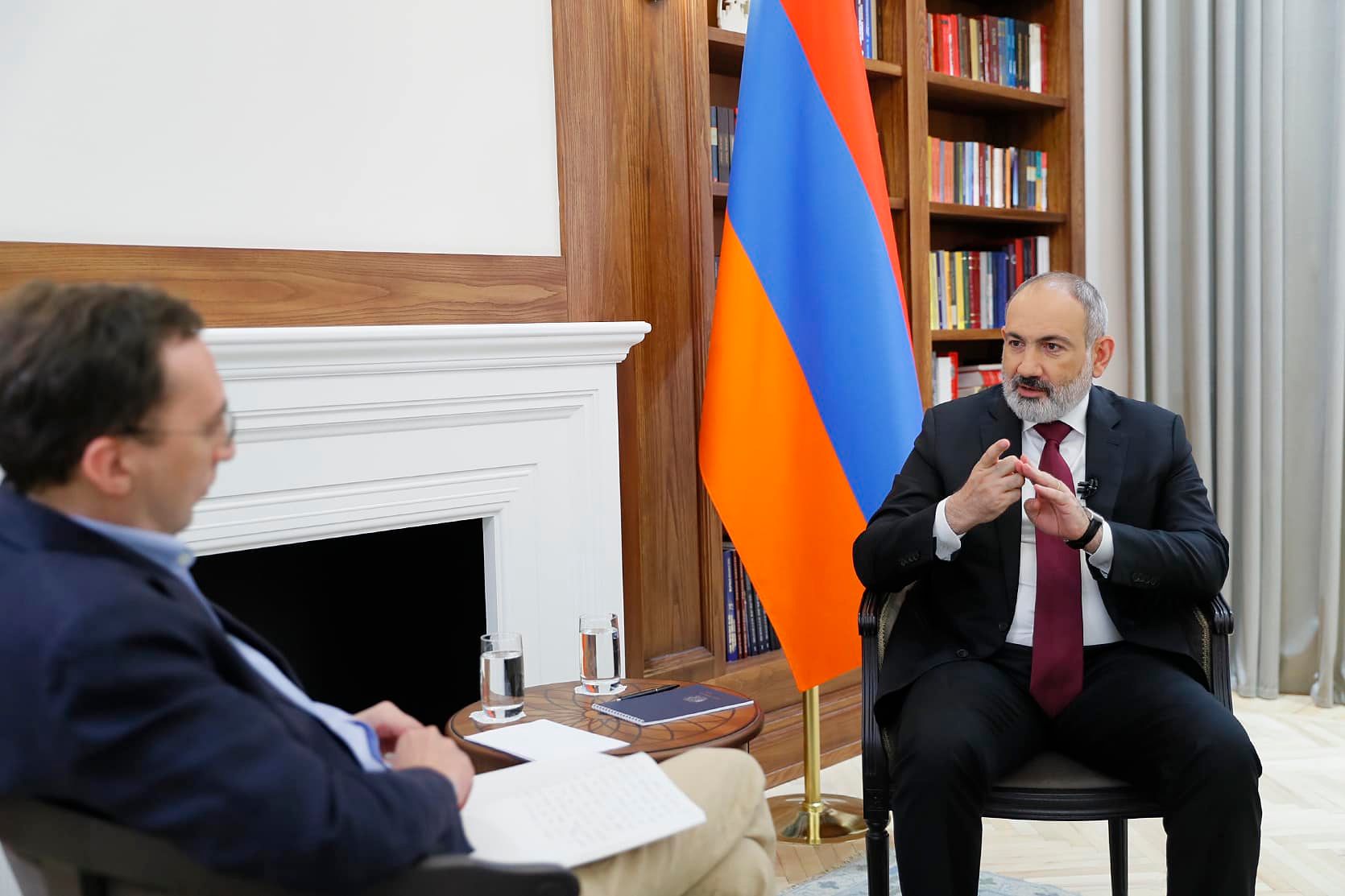 Никол Пашинян дал интервью Agence France-Presse