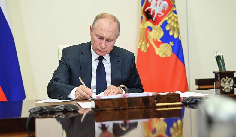 Putin signs law banning gender reassignment surgery