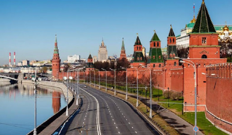Россия поддерживает запуск переговоров между Степанакертом и Баку без предусловий: Захарова